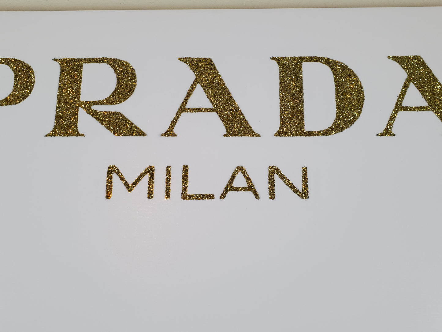 Gold milan